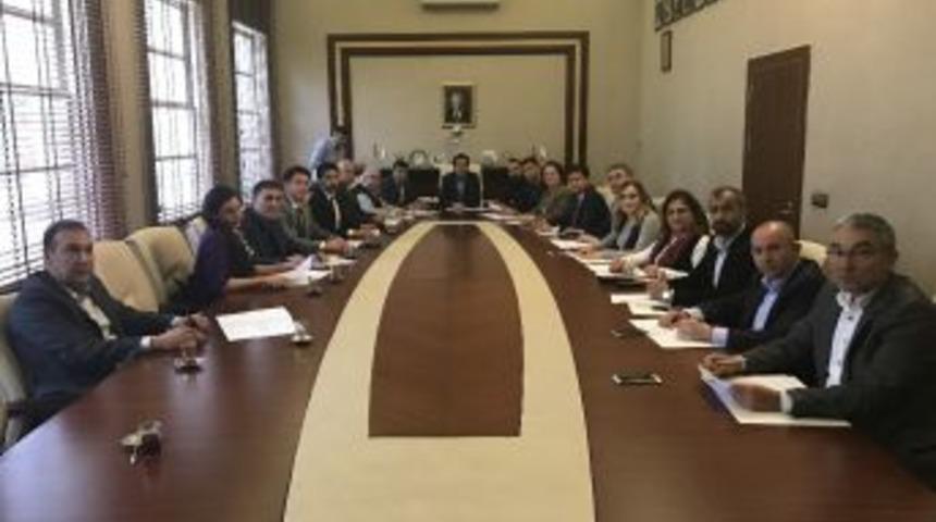 Adana Kent Konseyi&rsquo;nden &ldquo;kent Meydanı&rdquo; &Ouml;nerisi