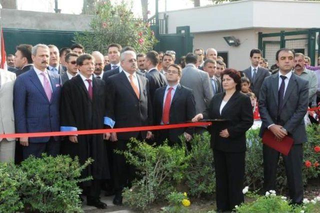 Chp'li Öztürk Yılmaz: Musul Konsolosluğu'ndaki Çiçekler, Güvercinler, Anılarım Yok Oldu