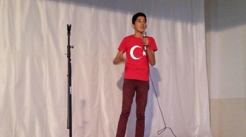 Pazarlar&rsquo;da İstiklal Marşı Okuma Yarışması D&uuml;zenlendi