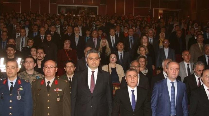 Diyarbakır&rsquo;da İstiklal Marşı&rsquo;nın Kabul&uuml; Ve Mehmet Akif Ersoy&rsquo;u Anma G&uuml;n&uuml; Etkinliği
