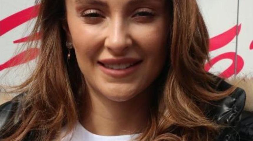 Özge Ulusoy: Güzel Kadın Mutluluğa En Yakın Kadın