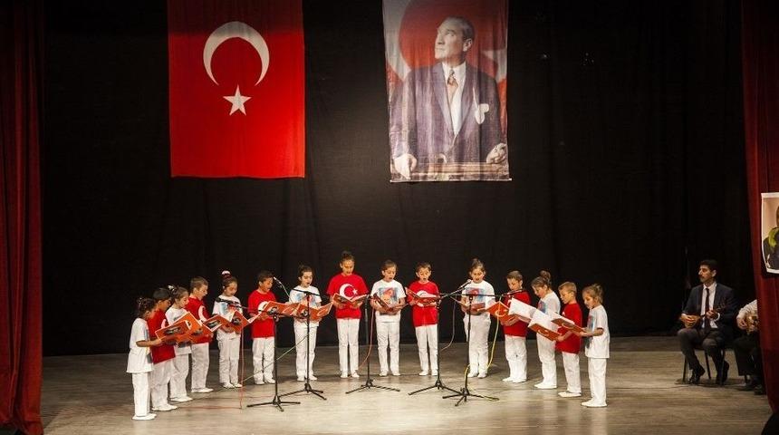 İstiklal Marşı&rsquo;nın Kabul&uuml; Ve Mehmet Akif Ersoy&rsquo;u Anma G&uuml;n&uuml;
