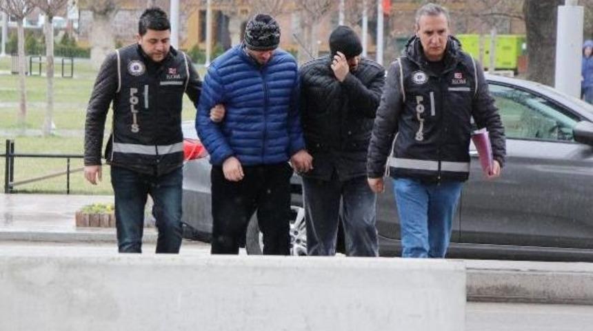 Bolu'da Fet&ouml;'den 3 Kişi Adliyede