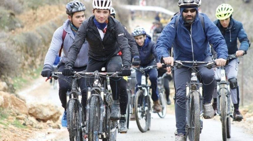 Pedellar Rumkale Ve Zeugma İ&ccedil;in D&ouml;nd&uuml;