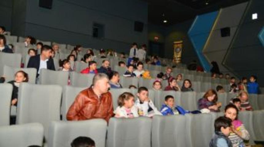 &Uuml;cretsiz Sinema G&uuml;nleri Yoğun İlgi G&ouml;r&uuml;yor