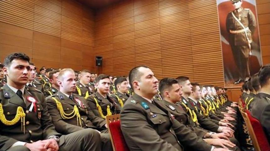 Kara Harp Okulunda Yeni Eğitim-&Ouml;ğretim Yılı T&ouml;renle Başladı