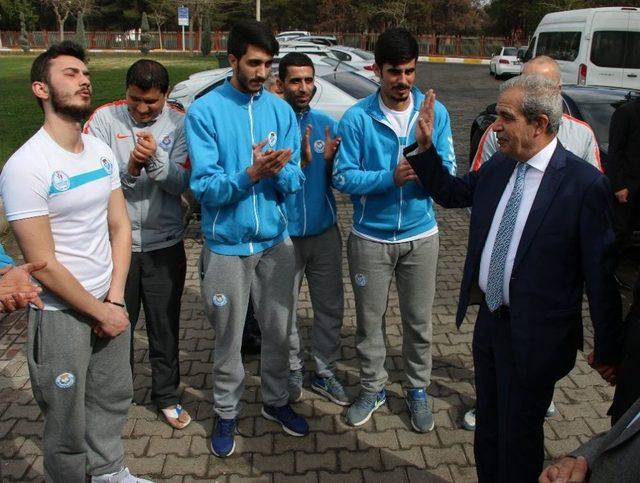 Demirkol Voleybol Takımından Şampiyonluk Sözü Aldı