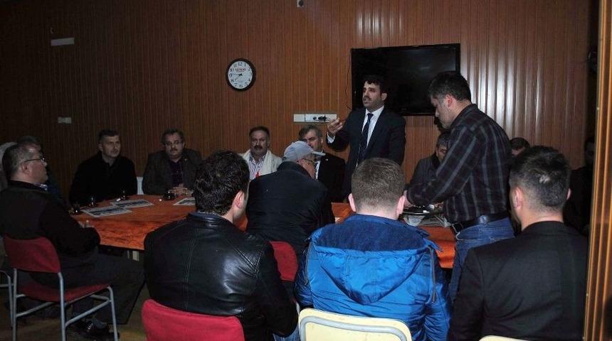 Ak Partililer Ketenciler K&ouml;y&uuml;&rsquo;nde Havai Fişeklerle Karşılandı