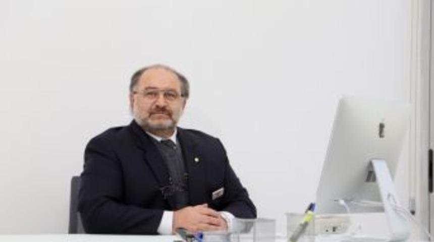 Ga&uuml; Tıp Fak&uuml;ltesı Kurucu Dekanı Ayta&ccedil;oğlu, 14 Mart Tıp Bayramı İle İlgili Mesaj Yayımladı