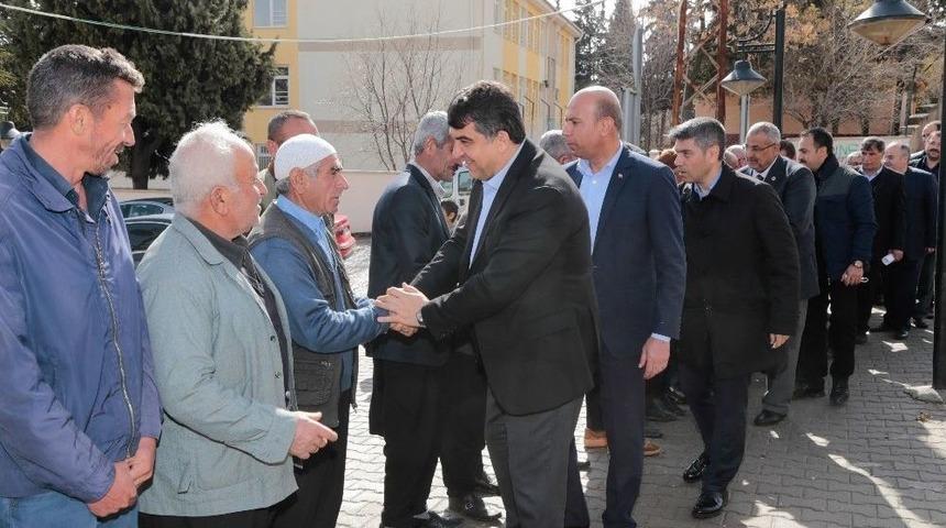 Başkan Fadıloğlu&rsquo;ndan Hafta Sonunda Referandum Mesaisi