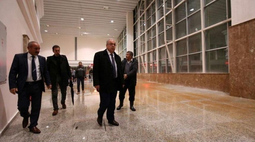 Adıyaman Belediyesinden Yağış Mesaisi