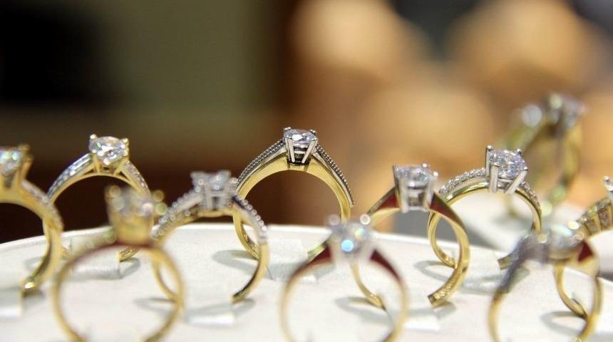 Kuyumcuların Başı &ldquo;altında İndirim&rdquo; Mesajları İle Dertte