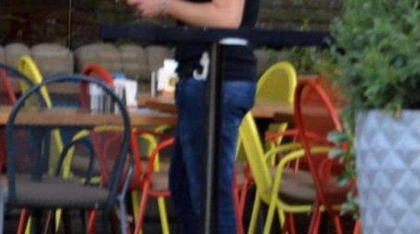 Sınava Alınmayınca Ağlayan Gence Haluk Levent Yardım Elini Uzattı