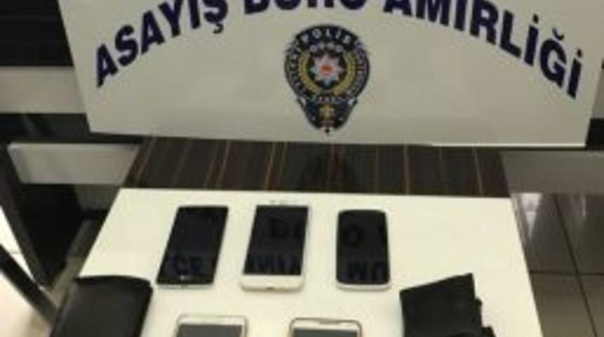 G&ouml;lbaşı İl&ccedil;esinde İkametten Hırsızlık Yapan Şahıs Yakalandı
