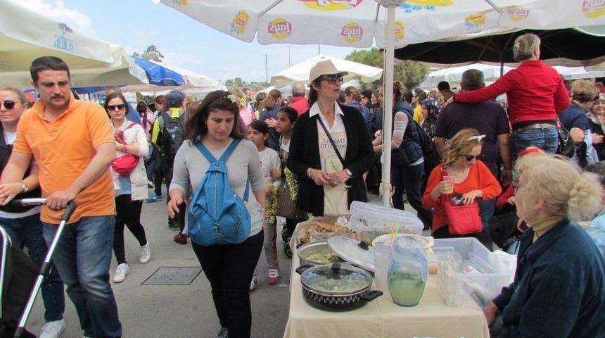 Ala&ccedil;atı Ot Festivali İ&ccedil;in Stantlara Rekor Başvuru