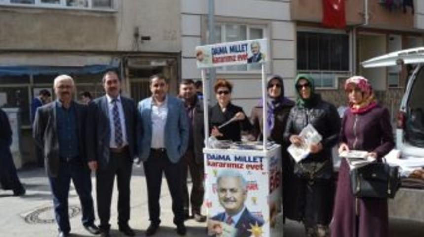 Ak Parti Pazarda Stant A&ccedil;tı