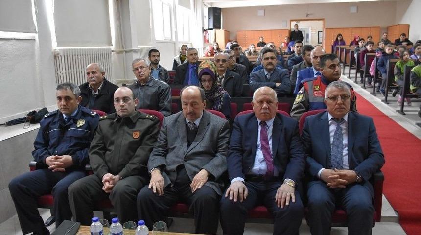 İstiklal Marşının Kabul&uuml; Dursunbey&rsquo;de Kutlandı