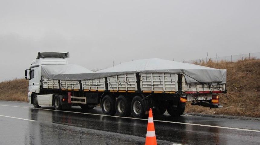 Bolu&rsquo;da Trafik Kazasında 1 Kişi &Ouml;ld&uuml;
