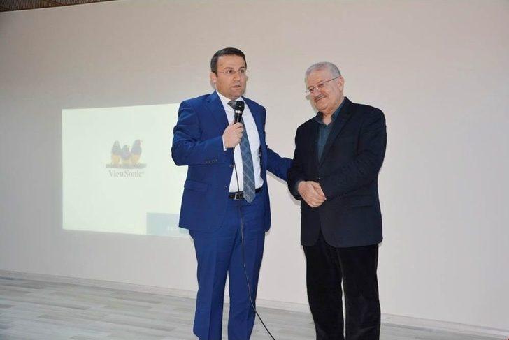 Harran Üniversitesi Öğretim Görevlisi Yrd. Doç. Dr. Cüneyt Gökçe: G3