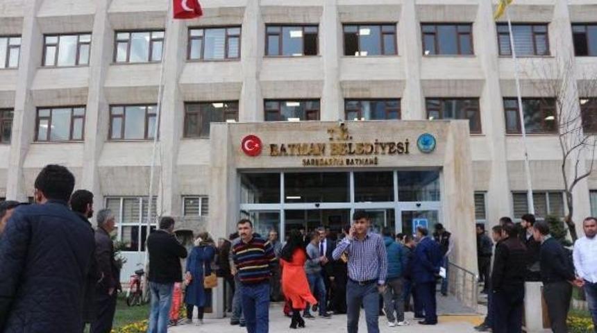 Batman'da Asılsız Bomba Ihbarı Paniğe Yol A&ccedil;tı