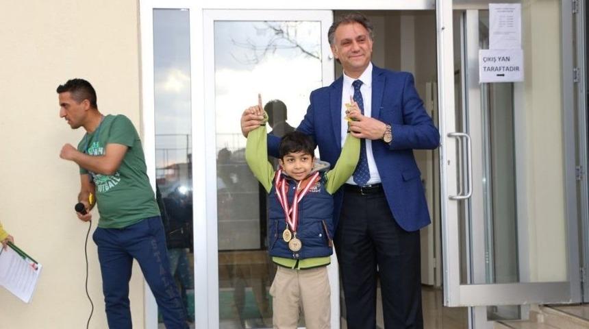 "yeşilay Haftası Satran&ccedil; Turnuvası" D&uuml;zenlendi