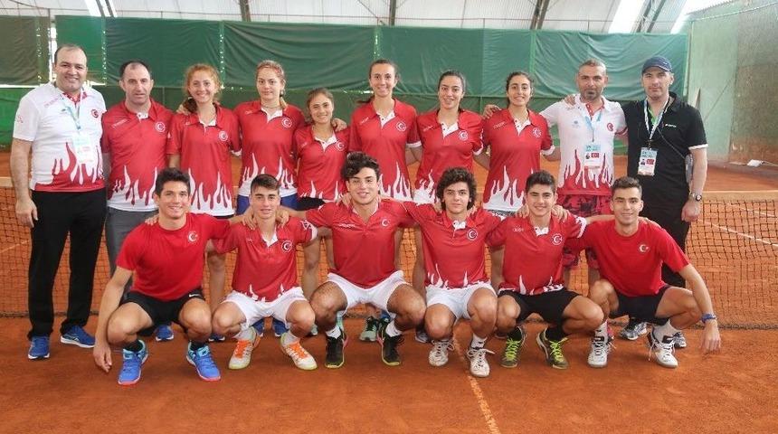 Milliler Teniste Galibiyete Odaklandı