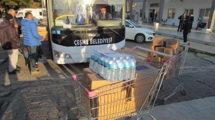 &Ccedil;eşme'de 35 Ka&ccedil;ak Yakalandı