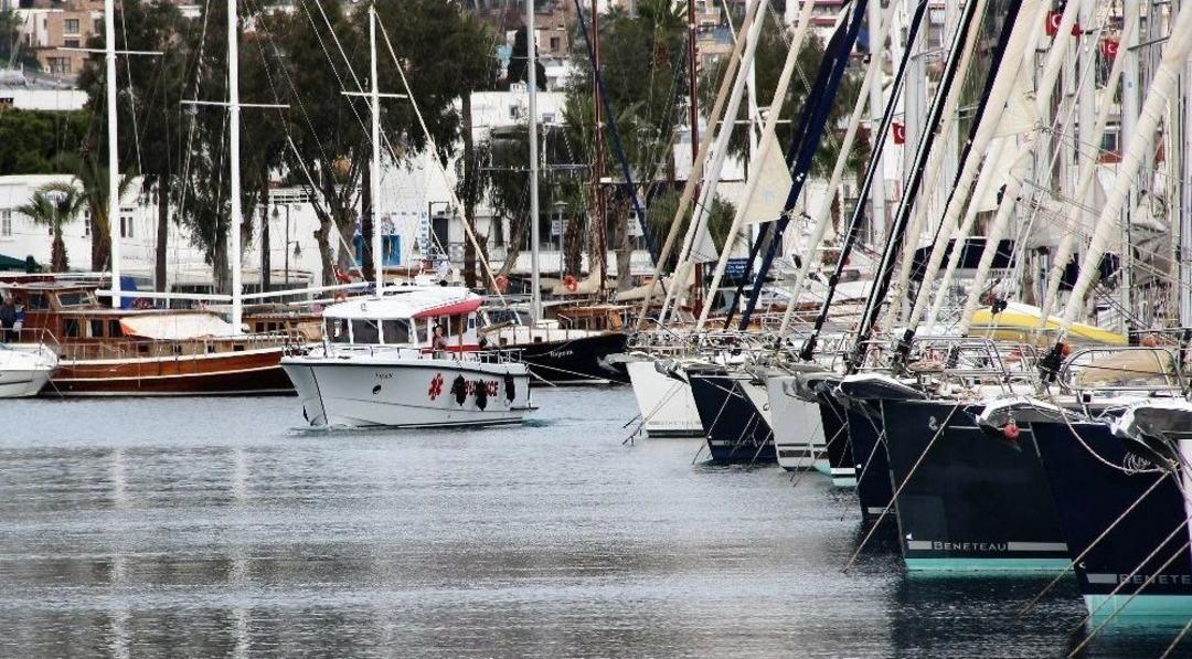 Ab&rsquo;den 400 Bin Euro&rsquo;luk Deniz Ambulansı