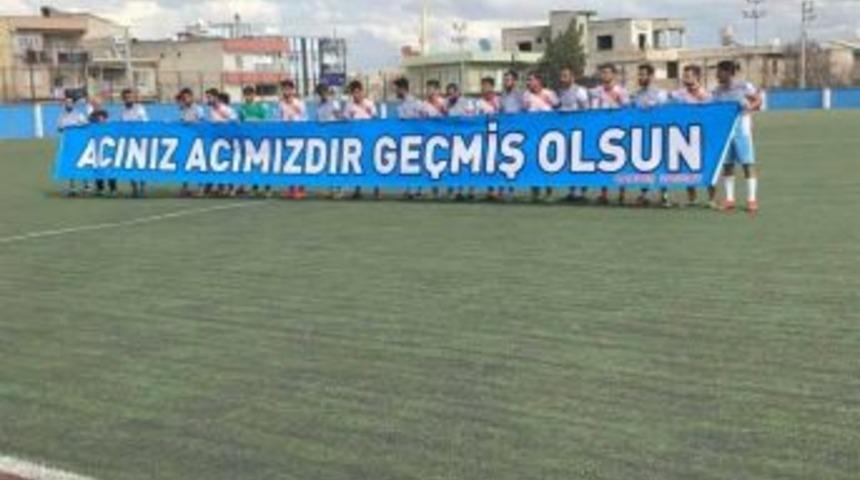 Kahta 1978 Spor&rsquo;dan Anlamlı Pankart