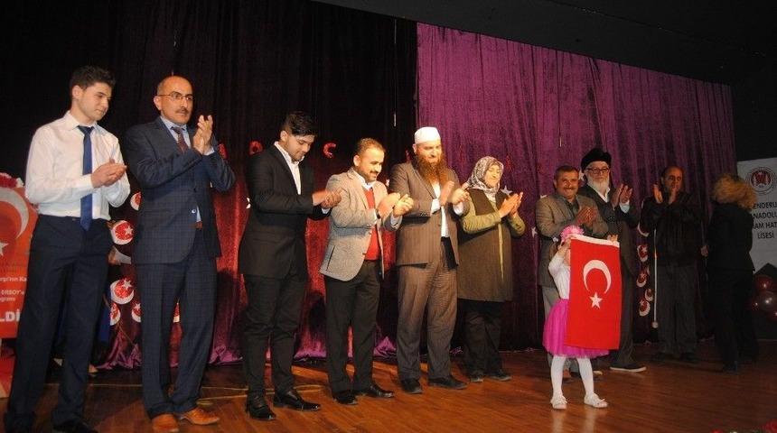 Esnaf Da Etkinlikte İstiklal Marşı&rsquo;nı Okudu