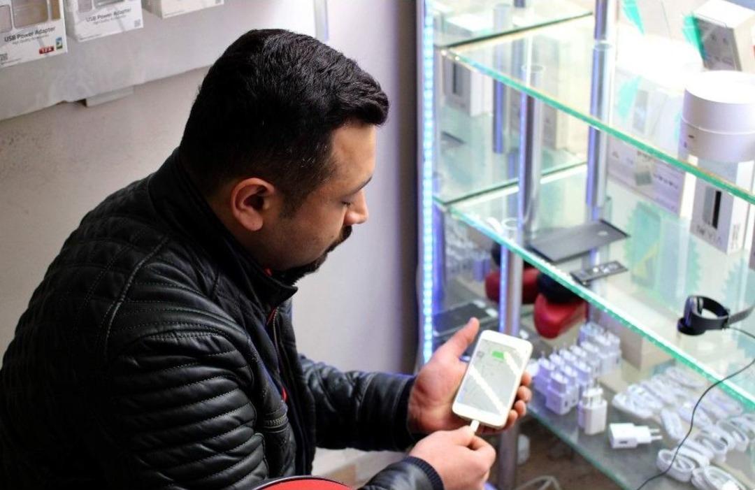 (&ouml;zel) Yan Sanayi Sarj Aletleri Kullanarak Canınızdan Olmayın