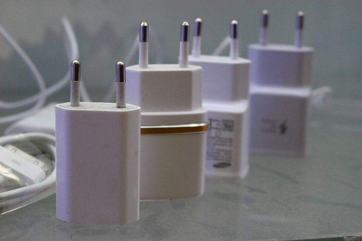 (özel) Yan Sanayi Sarj Aletleri Kullanarak Canınızdan Olmayın G1