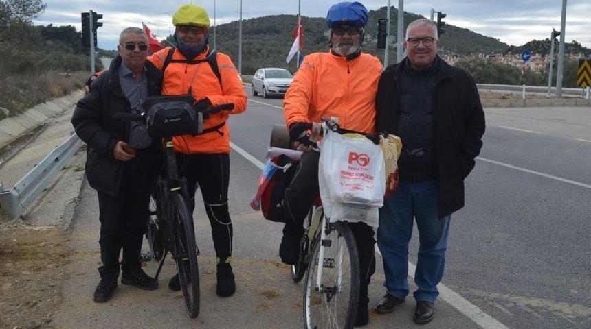 Engelliler İ&ccedil;in Pedal &Ccedil;eviriyorlar