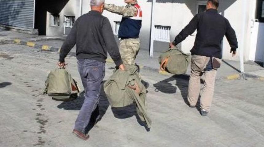 Kafeslerdeki Kekliklerle Ava 4 Bin 700 Lira Ceza