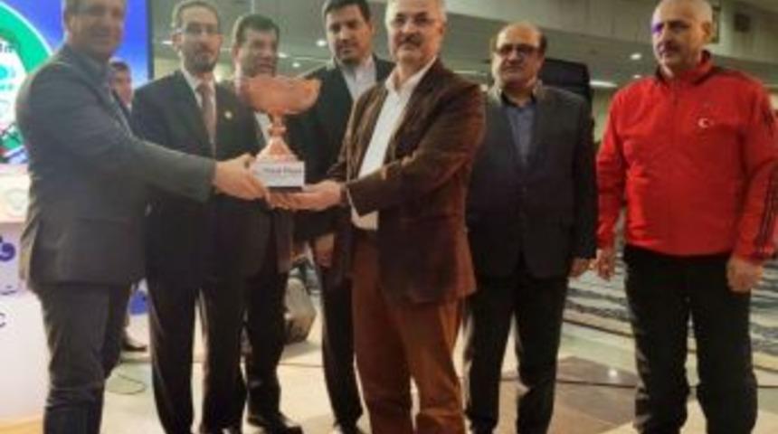 Milli Haltercilerden 8 Madalya