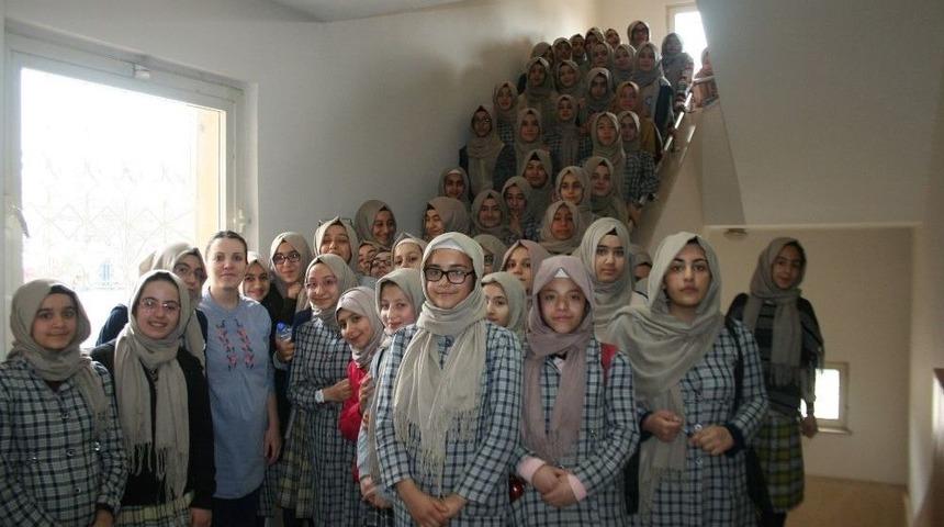 &Ouml;ğrenciler Şanlıurfa Adliyesini Gezdi