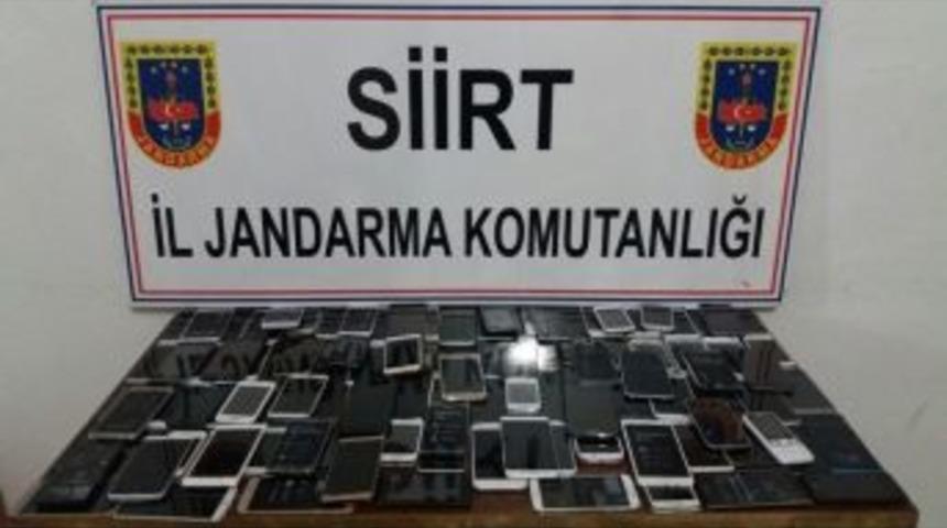 Siirt’te 117 Adet Kaçak Telefon Ele Geçirildi