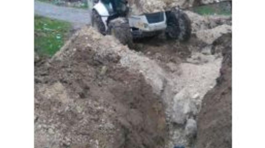 Bir Mahalle Daha Kanalizasyonla Tanıştı