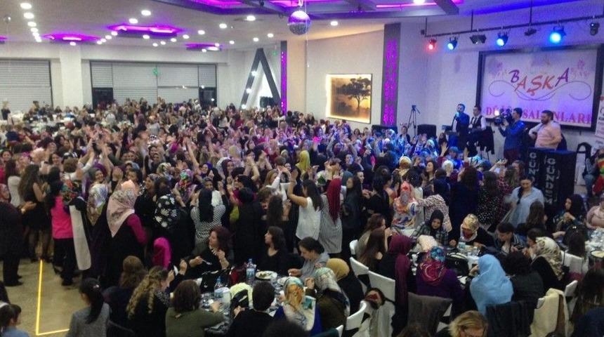 Boz&uuml;y&uuml;kl&uuml; Hanımlardan B&uuml;y&uuml;k Buluşma