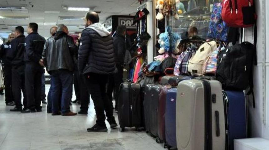 Taklit &Uuml;r&uuml;n Aramasında Gerginlik