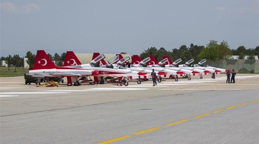 Türk Yıldızları 2017 Sezonunu Çanakkale’de Açıyor