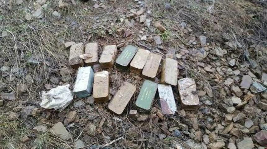 Hakkari'de Pkk'ya Ait 9 Bin 174 U&ccedil;aksavar Mermisi Ele Ge&ccedil;irildi