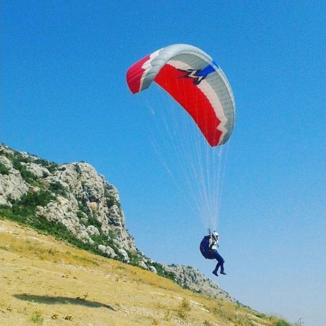 Kadınlara Yamaç Paraşüt Eğitimi