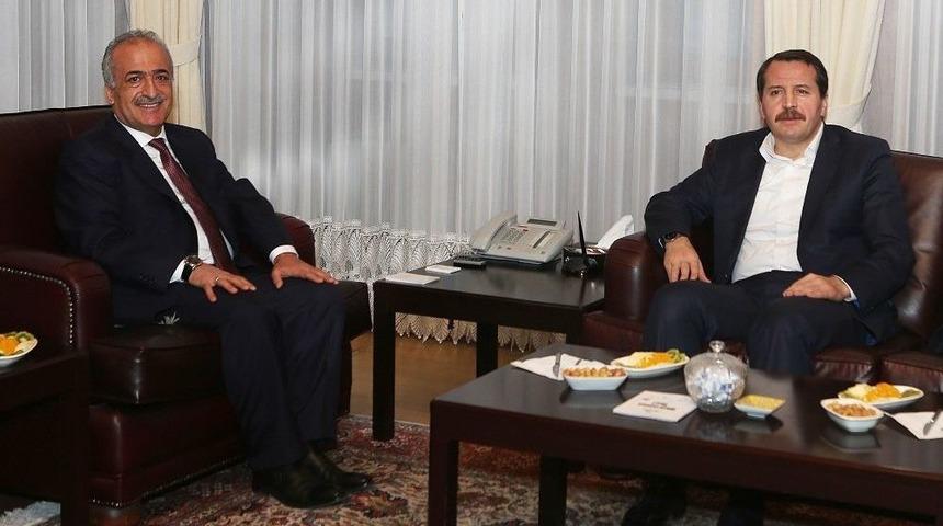 Memur-sen Genel Başkanı Ali Yal&ccedil;ın&rsquo;dan, Rekt&ouml;r &Ccedil;omaklı&rsquo;ya Ziyaret