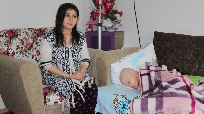 Beyninde T&uuml;m&ouml;r Bulunan Minik Arda, Yardım Bekliyor