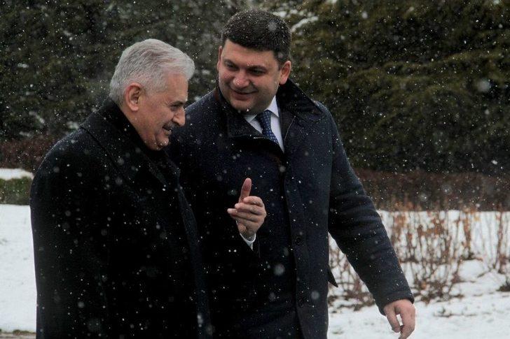 Başbakan Yıldırım, Ukrayna Başbakanı Groysman’ı Resmi Törenle Karşıladı G2