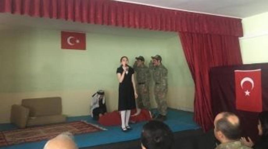 Aşıkşenlik Ortaokulundan 12 Mart Programı