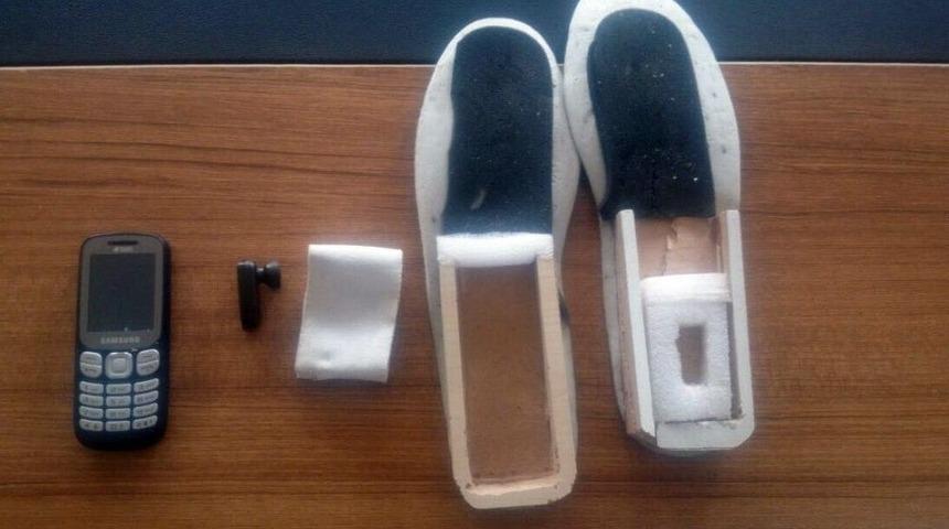 Ayakkabılarına Gizledikleri Dijital Cihazlarla Ygs&rsquo;ye Girmek İstediler