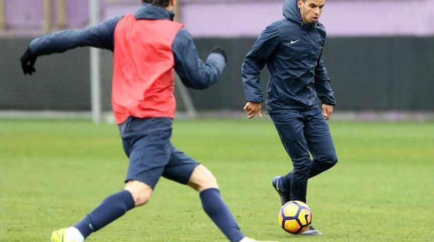 Osmanlıspor, Tek Eksikle &Ccedil;alıştı