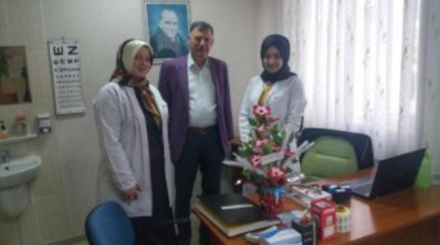 Başkan Duymuş, 14 Mart Tıp Bayramı Nedeniyle Sağlık Ocağını Ziyaret Etti